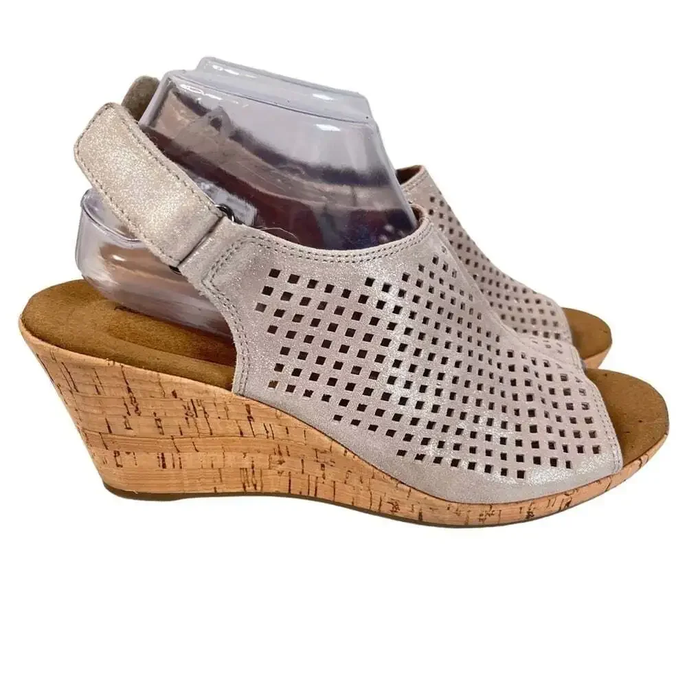 Rockport Briah Perforated Wedge Sandals Beige Suede Slingback Womens 8.5